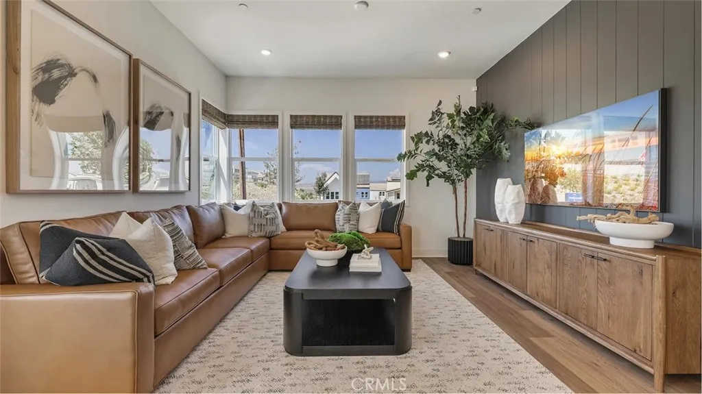 27320 Shore Pine Place, Valencia, California 91381 home-pic-5