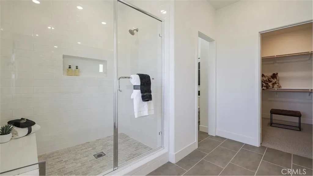 27320 Shore Pine Place, Valencia, California 91381 home-pic-9