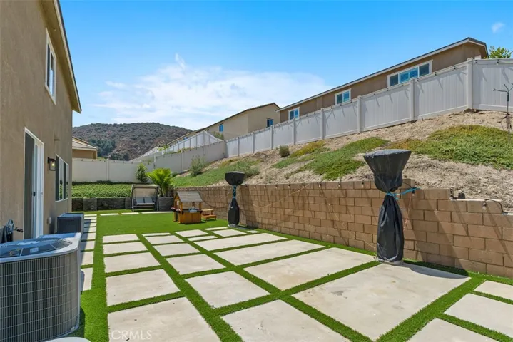 26407 Towhee Lane, Corona, California 92883