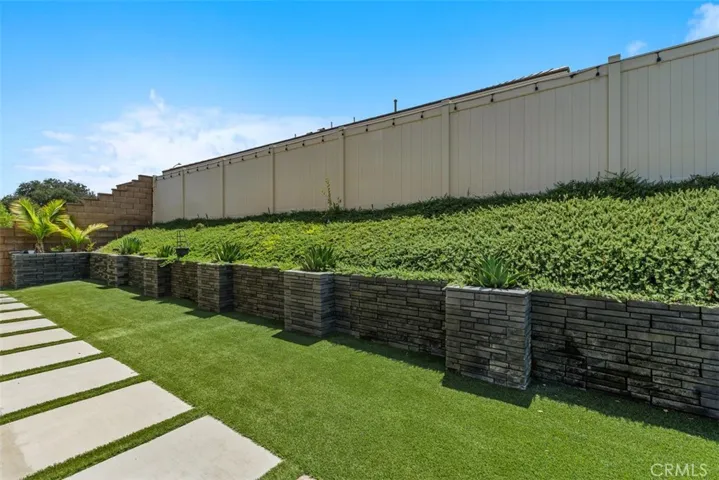 26407 Towhee Lane, Corona, California 92883