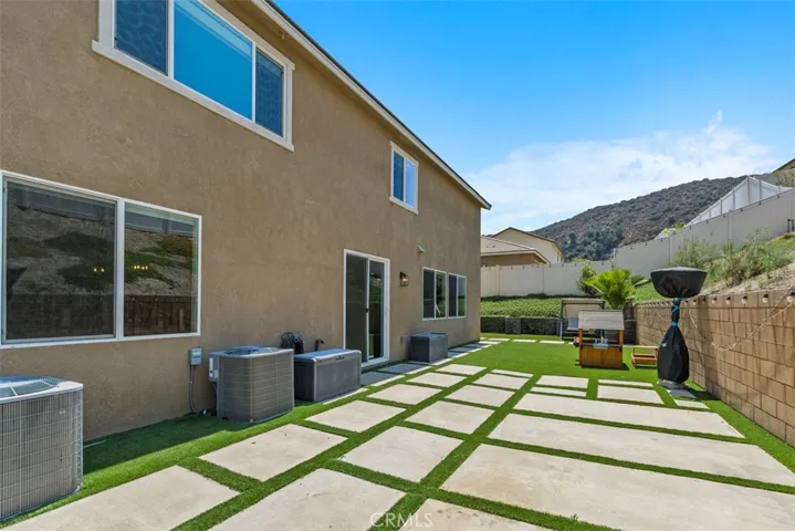 26407 Towhee Lane, Corona, California 92883