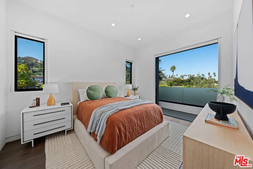 1609 N Stanley Avenue, Los Angeles, California 90046 home-pic-41