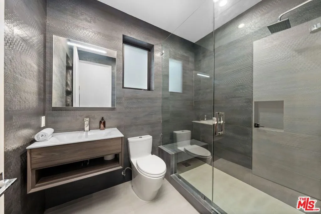 1609 N Stanley Avenue, Los Angeles, California 90046 home-pic-24