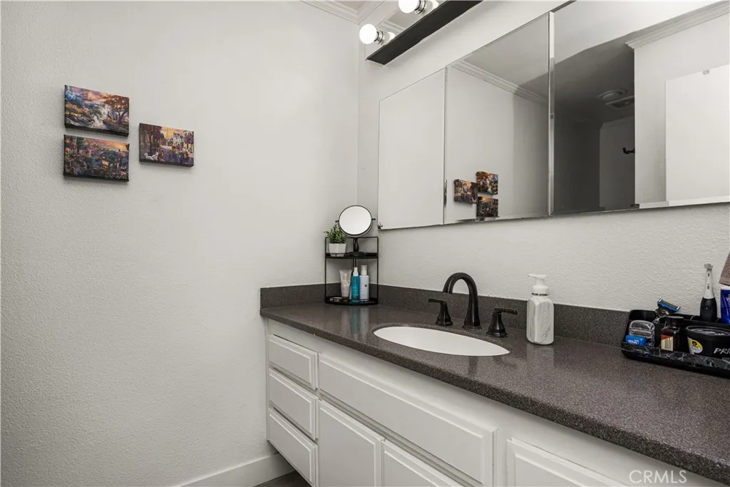 421 Bryson Springs, Costa Mesa, California 92627 home-pic-33