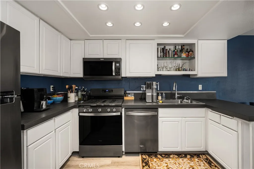 421 Bryson Springs, Costa Mesa, California 92627 home-pic-18
