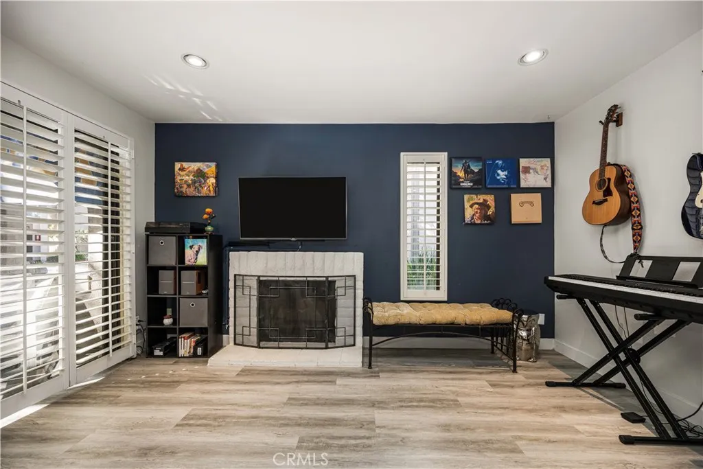 421 Bryson Springs, Costa Mesa, California 92627 home-pic-7