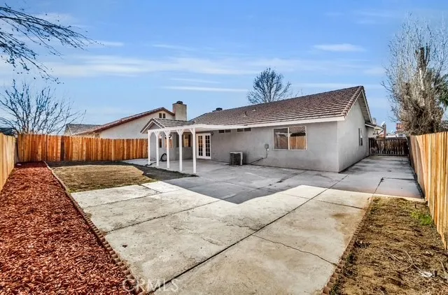 43938 Delgado Court, Lancaster, California 93535 home-pic-6