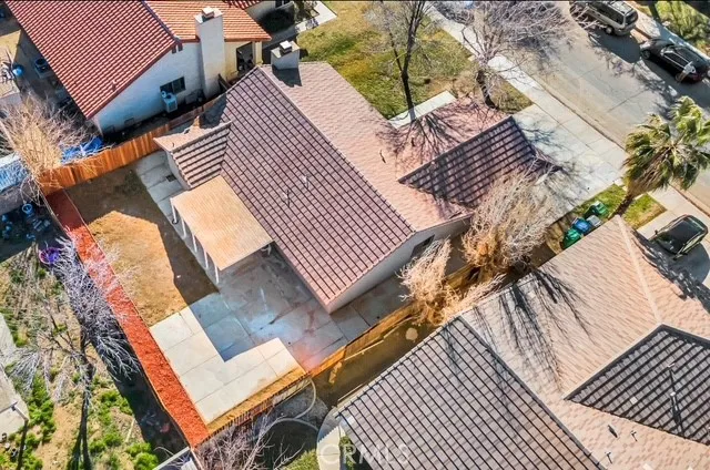 43938 Delgado Court, Lancaster, California 93535 home-pic-8