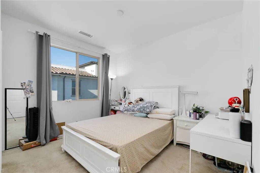 8417 Explorer St, Chino, California 91708 home-pic-15