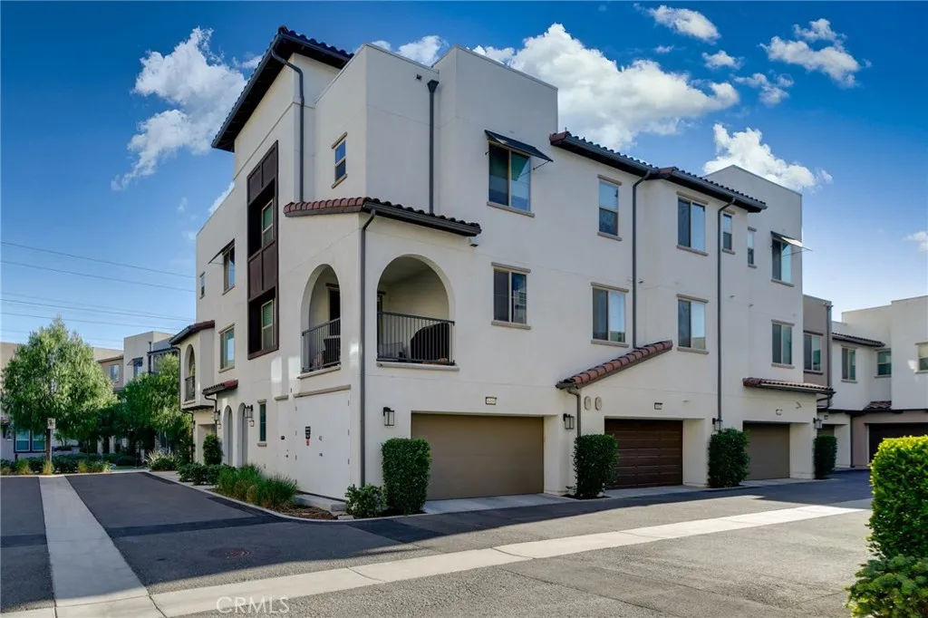 8417 Explorer St, Chino, California 91708 home-pic-1