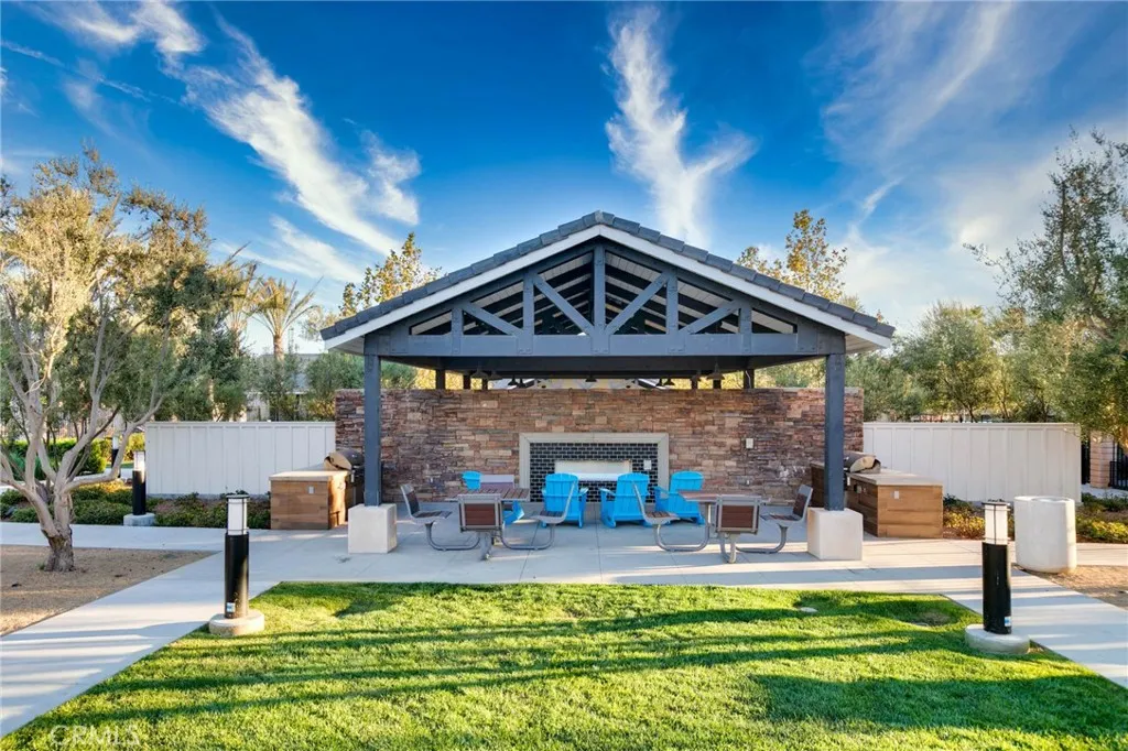 8417 Explorer St, Chino, California 91708 home-pic-22