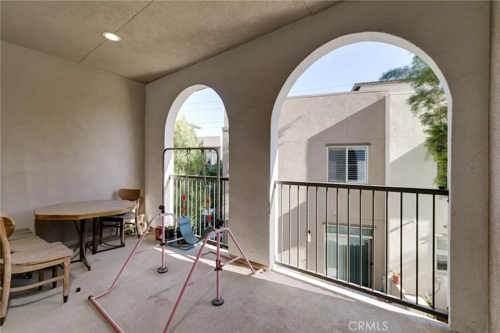 8417 Explorer St, Chino, California 91708 home-pic-10