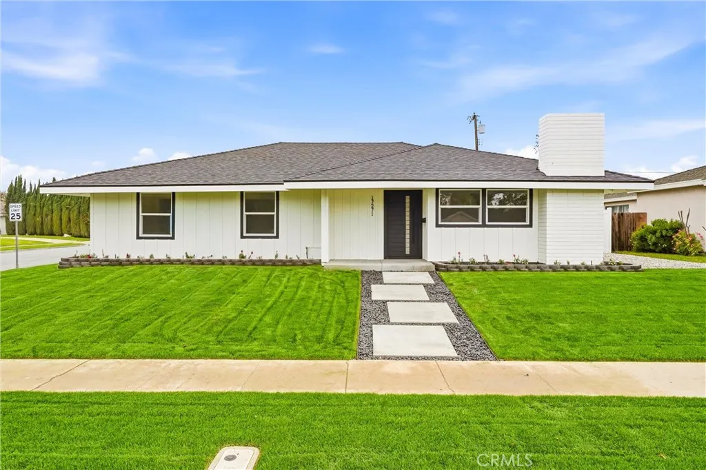 17271 Orange, Yorba Linda, California 92886 home-pic-4
