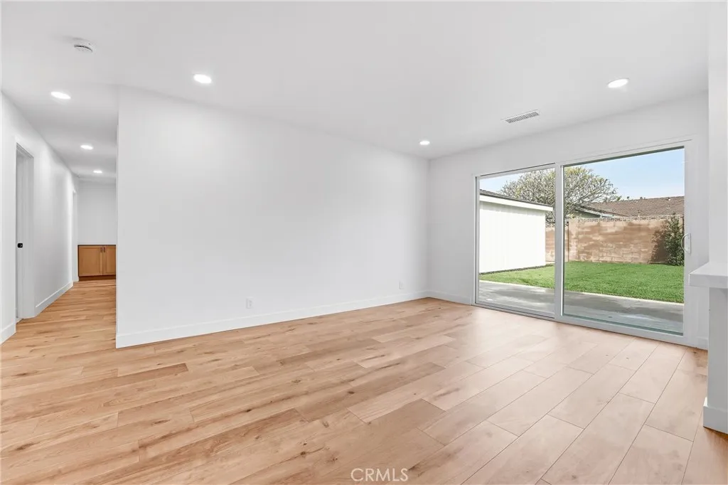 17271 Orange, Yorba Linda, California 92886 home-pic-16