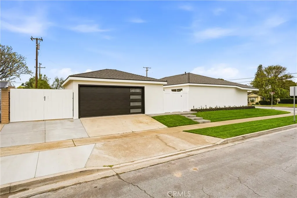 17271 Orange, Yorba Linda, California 92886 home-pic-2