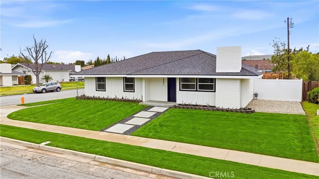 17271 Orange, Yorba Linda, California 92886 home-pic-49