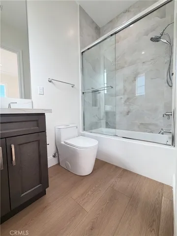 Ensuite bathroom to Bedroom 3