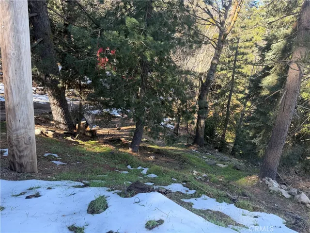 Gental downslope