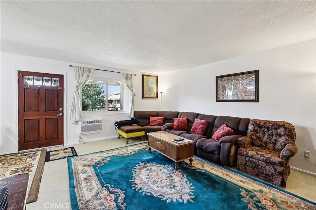 2094 E Grand Ave 33, Escondido, California 92027 home-pic-5