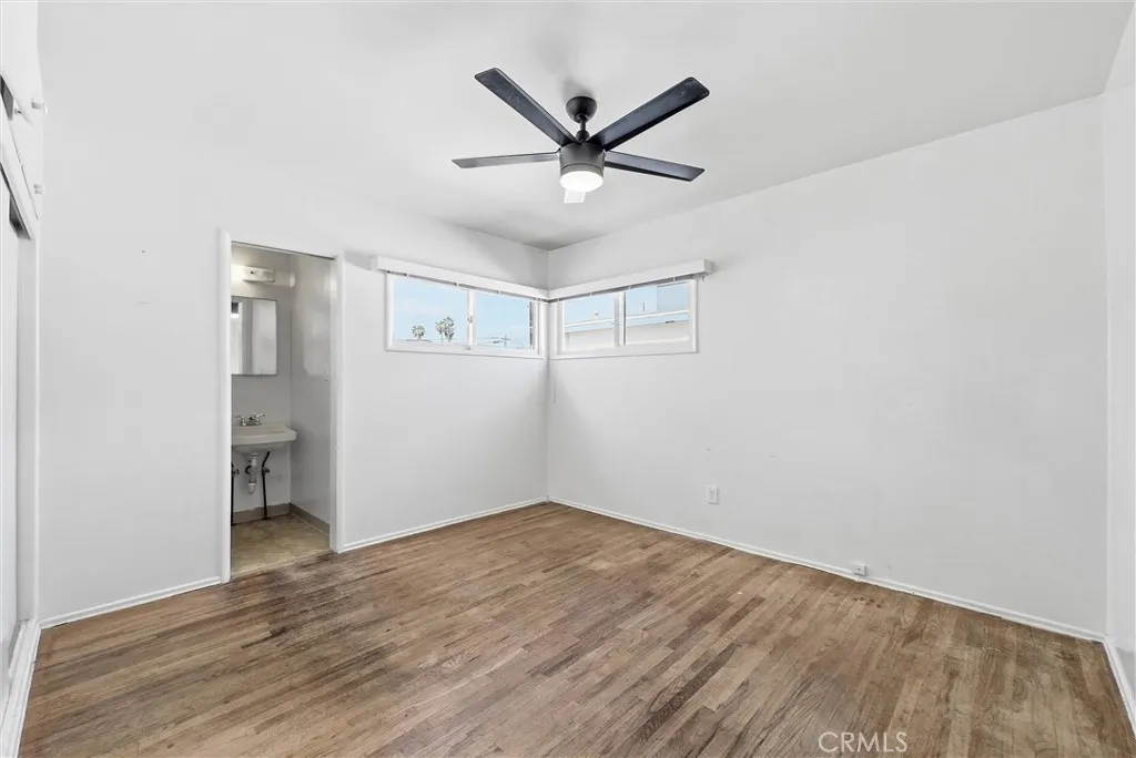 933 King Avenue, Wilmington, California 90744 home-pic-20