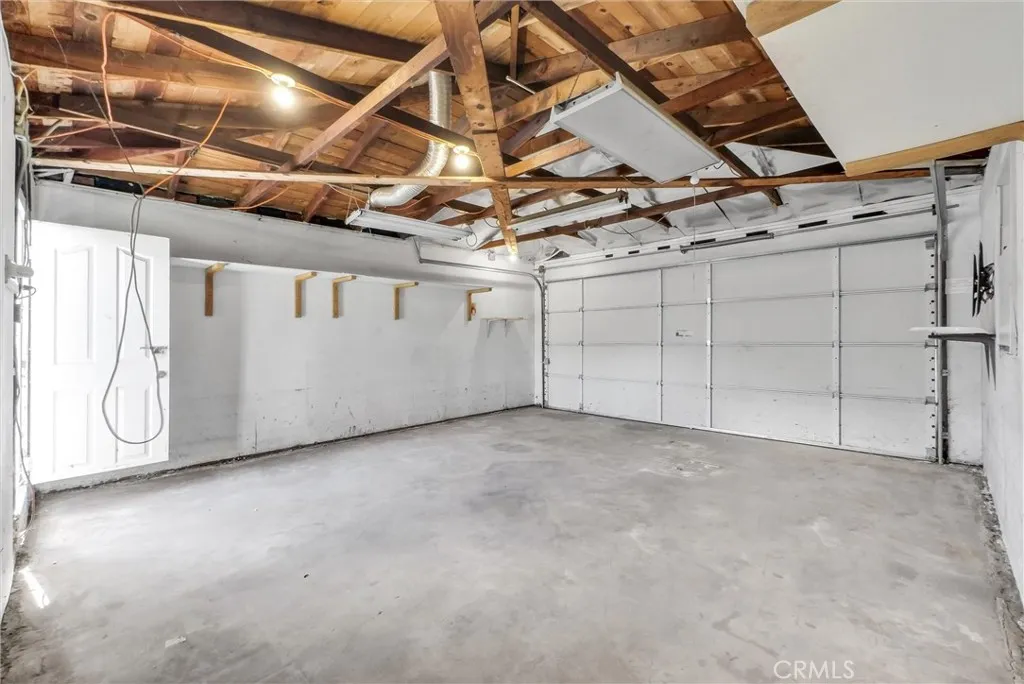 933 King Avenue, Wilmington, California 90744 home-pic-25
