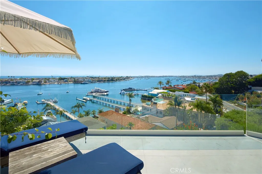 2235 Pacific Drive, Corona Del Mar, California 92625 home-pic-1