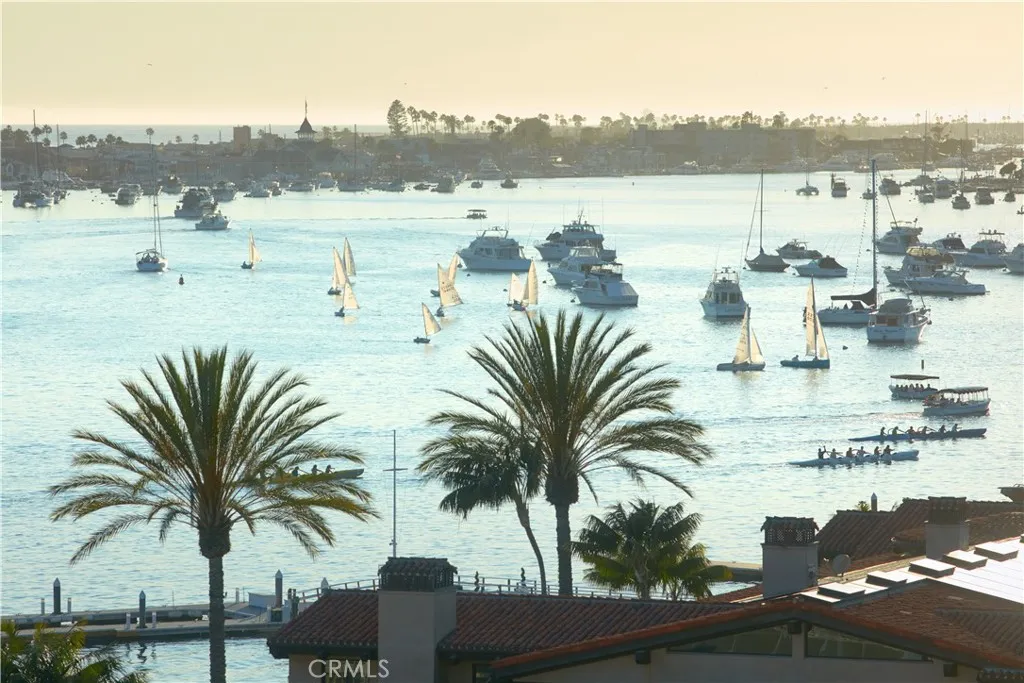 2235 Pacific Drive, Corona Del Mar, California 92625 home-pic-35