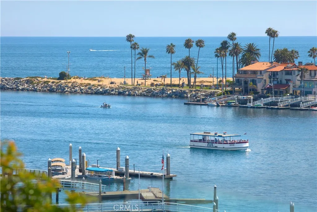 2235 Pacific Drive, Corona Del Mar, California 92625 home-pic-16