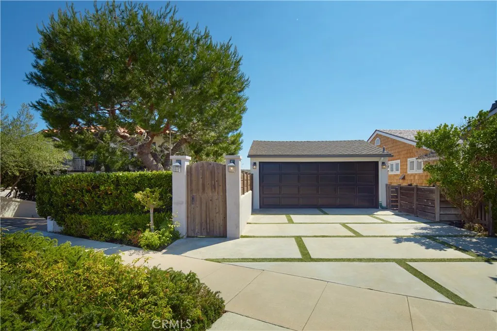 2235 Pacific Drive, Corona Del Mar, California 92625 home-pic-2