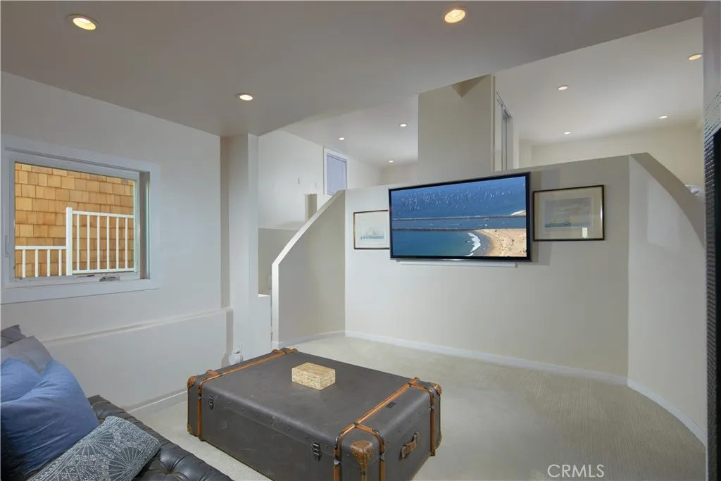 2235 Pacific Drive, Corona Del Mar, California 92625 home-pic-30