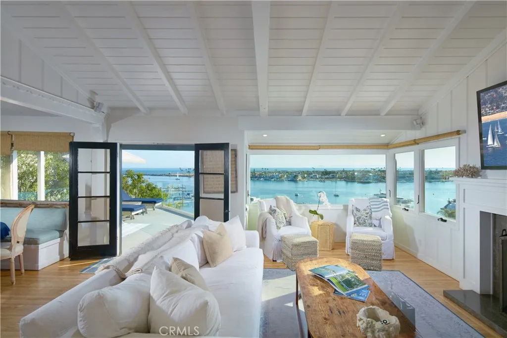 2235 Pacific Drive, Corona Del Mar, California 92625 home-pic-17