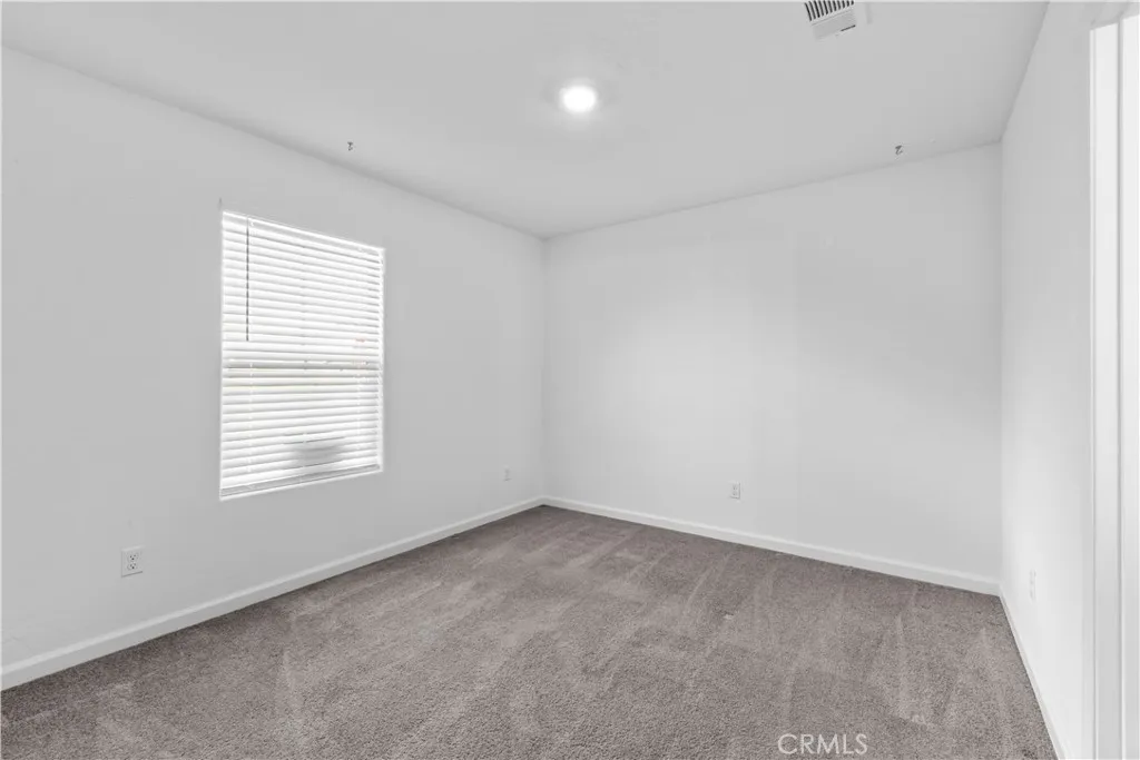 296 Grand Canyon Court, Merced, California 95341 home-pic-19