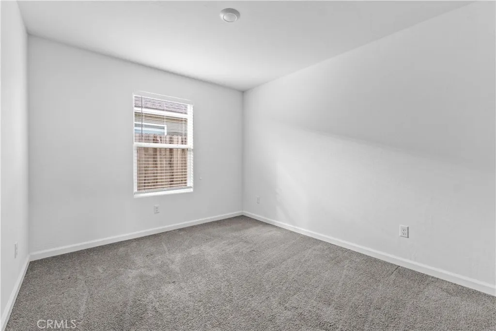 296 Grand Canyon Court, Merced, California 95341 home-pic-24