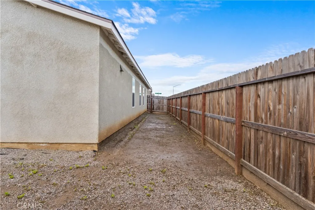 296 Grand Canyon Court, Merced, California 95341 home-pic-29