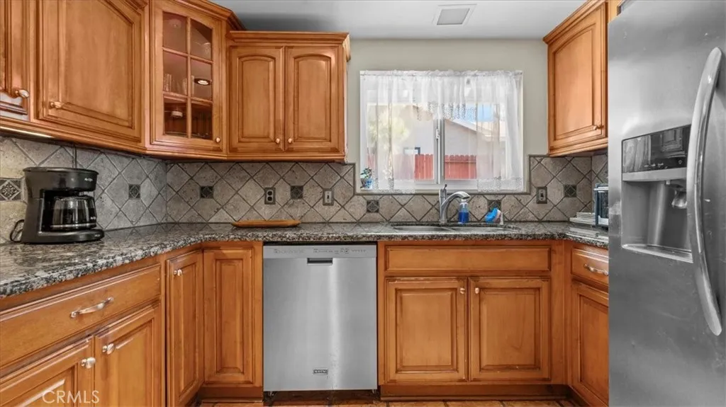 424 Greensboro Court, Claremont, California 91711 home-pic-14