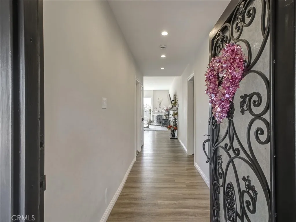 4148 Camino De La Cumbre, Sherman Oaks, California 91423 home-pic-9