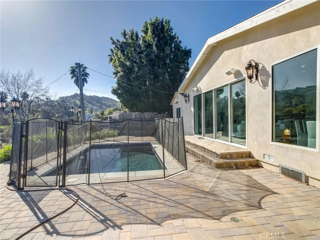 4148 Camino De La Cumbre, Sherman Oaks, California 91423 home-pic-29