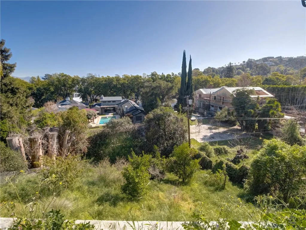 4148 Camino De La Cumbre, Sherman Oaks, California 91423 home-pic-31