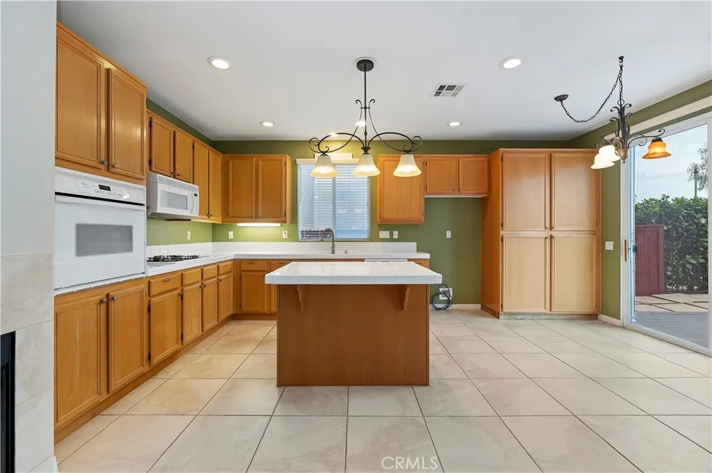 595 Dundee Lane, San Marcos, California 92069 home-pic-24