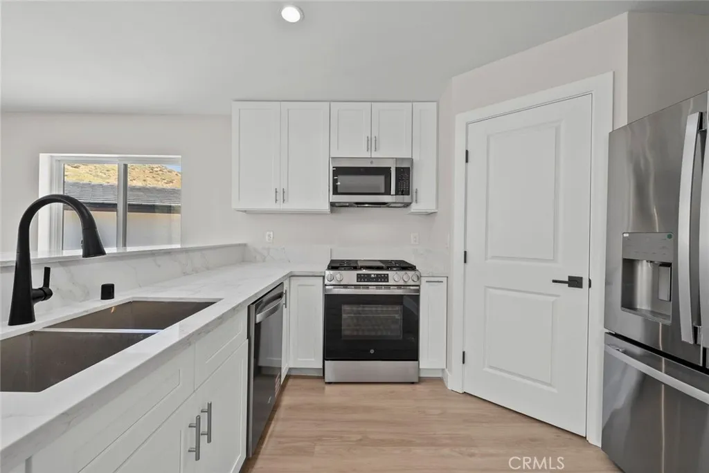 2227 W. Avenue Y8 Court, Acton, California 93510 home-pic-46