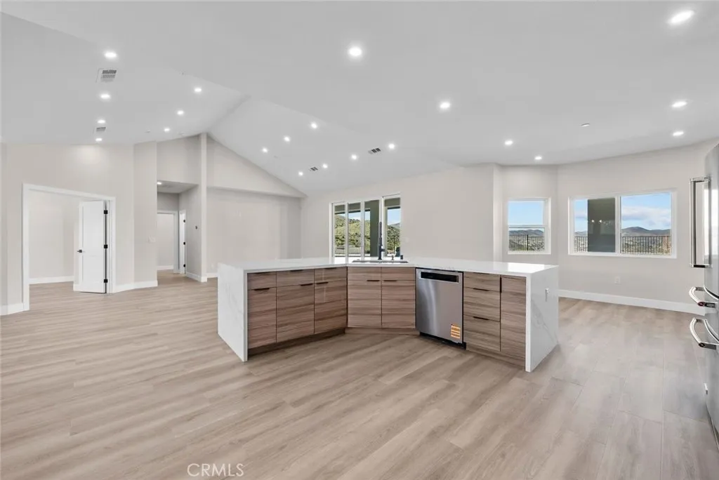 2227 W. Avenue Y8 Court, Acton, California 93510 home-pic-15