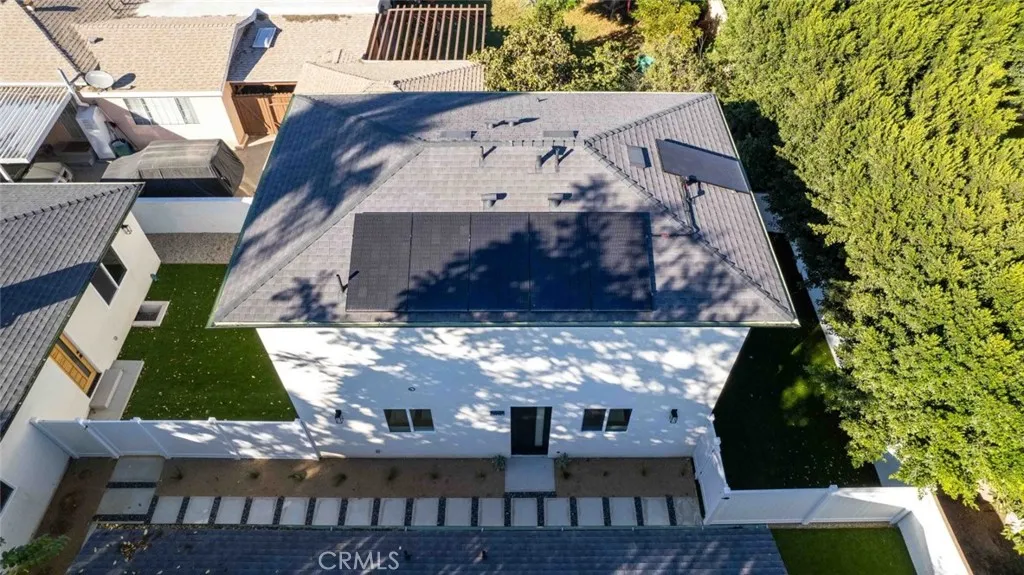 6842 Cedros Avenue, Van Nuys, California 91405 home-pic-75
