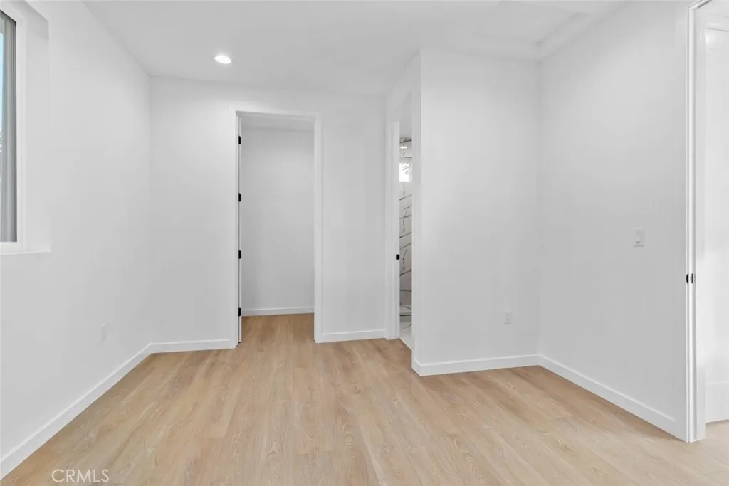 6842 Cedros Avenue, Van Nuys, California 91405 home-pic-62