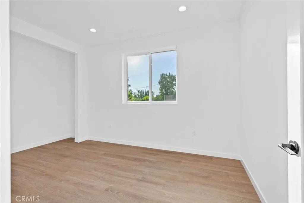 6842 Cedros Avenue, Van Nuys, California 91405 home-pic-67