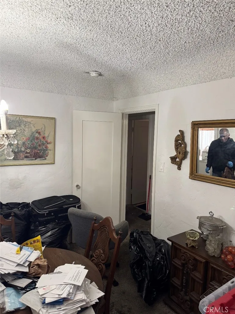 1440 W 91st, Los Angeles, California 90047 home-pic-6