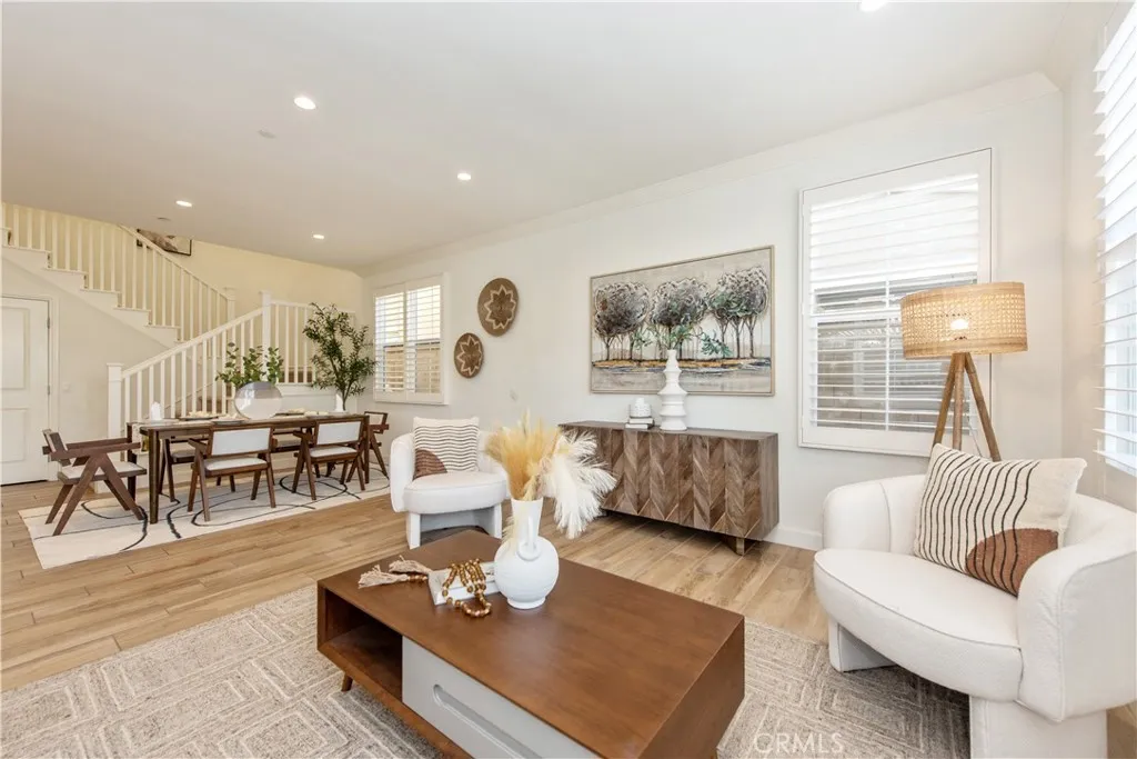 111 Omar, Irvine, California 92620 home-pic-12