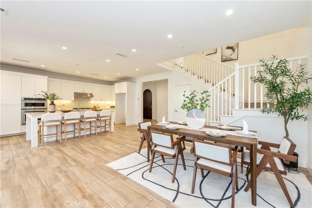 111 Omar, Irvine, California 92620 home-pic-16