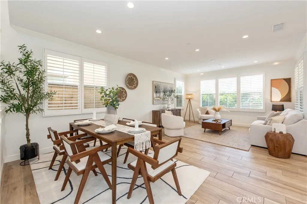 111 Omar, Irvine, California 92620 home-pic-15