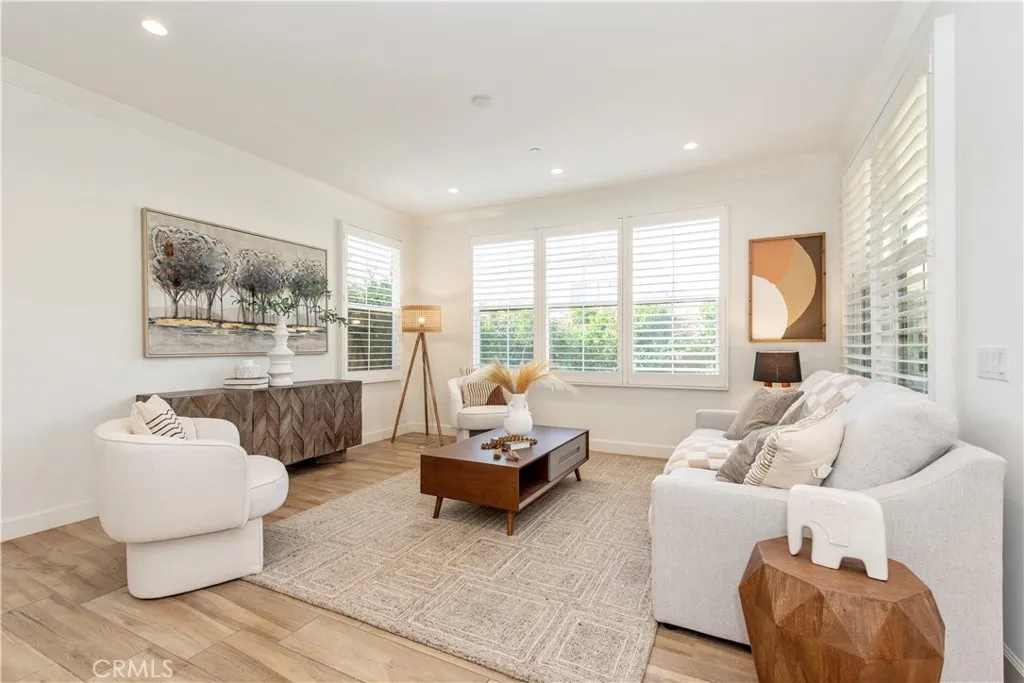 111 Omar, Irvine, California 92620 home-pic-13