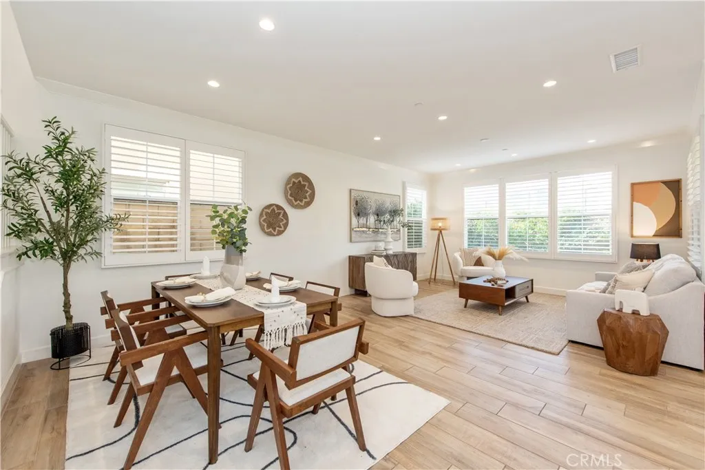 111 Omar, Irvine, California 92620 home-pic-10